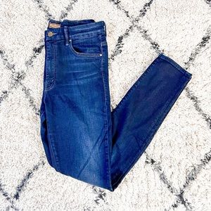 Mother Dark Wash High waisted Looker Blue Skinny Jeans 31